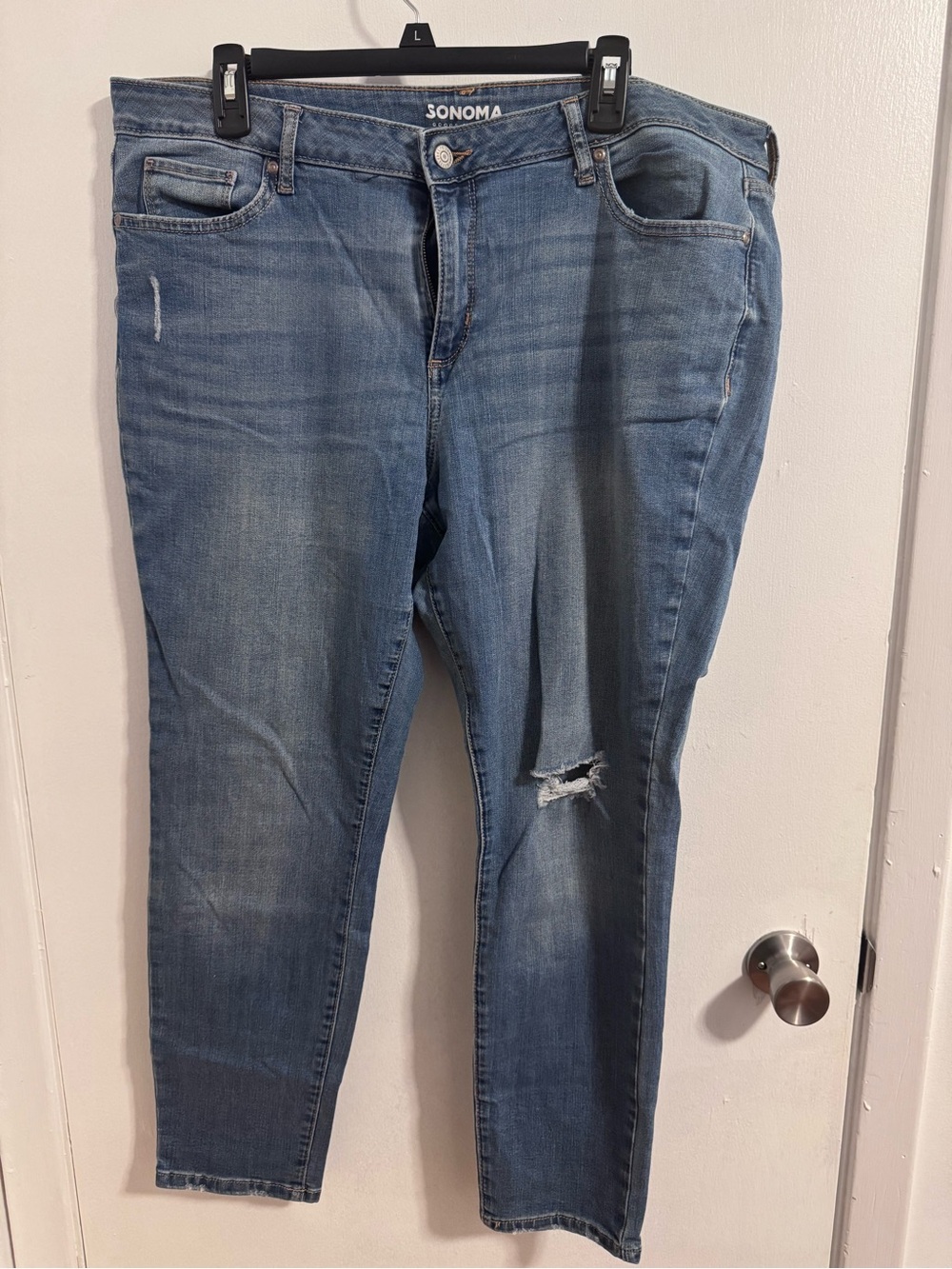 Sonoma Women's Distressed Skinny Jeans in Light Blue Wash